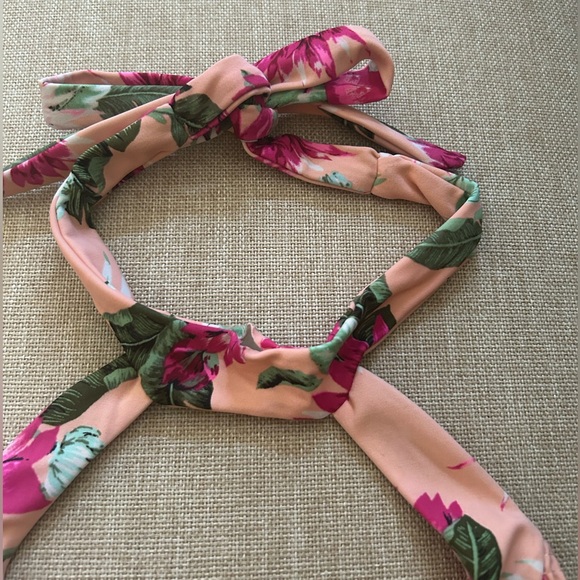 Tori Praver Floral Bikini Top Swimwear / Designed in Hawaii/ Size Small - Picture 6 of 11